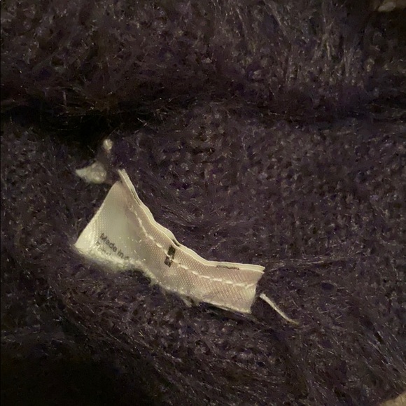 Fuzzy dark purple H&M bunny rabbit sweater - Picture 4 of 4